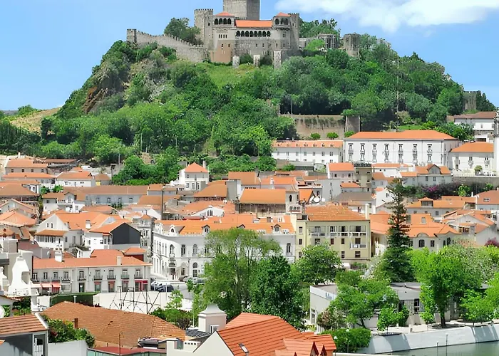 Charming In Pataias, 18 M² With Shared Pool. *