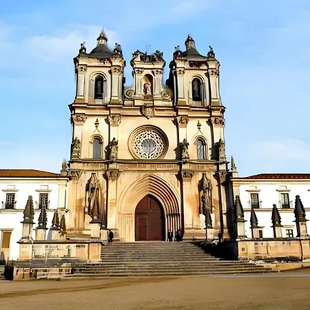 Charming In Pataias, 18 M² With Shared Pool. * Pataias